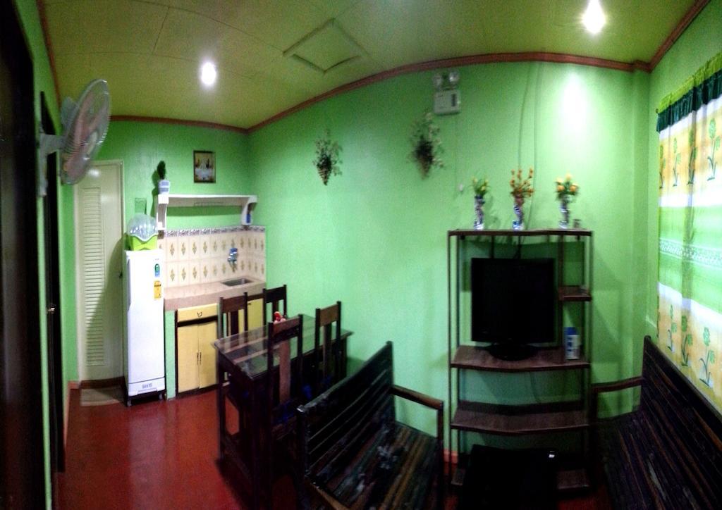 Dhayne Pension Puerto Princesa Zimmer foto